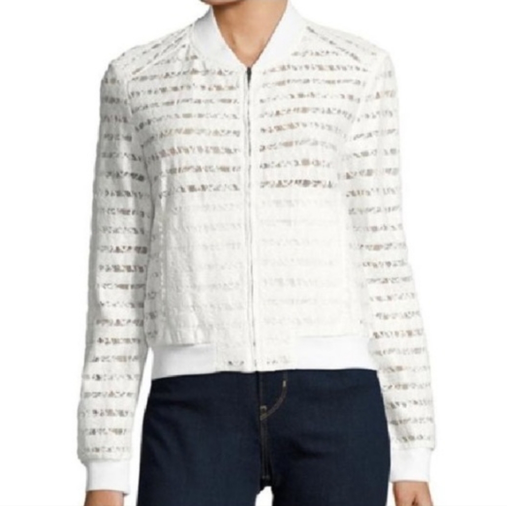 New {BCBGMAXAZRIA} Kasen white jacket Medium